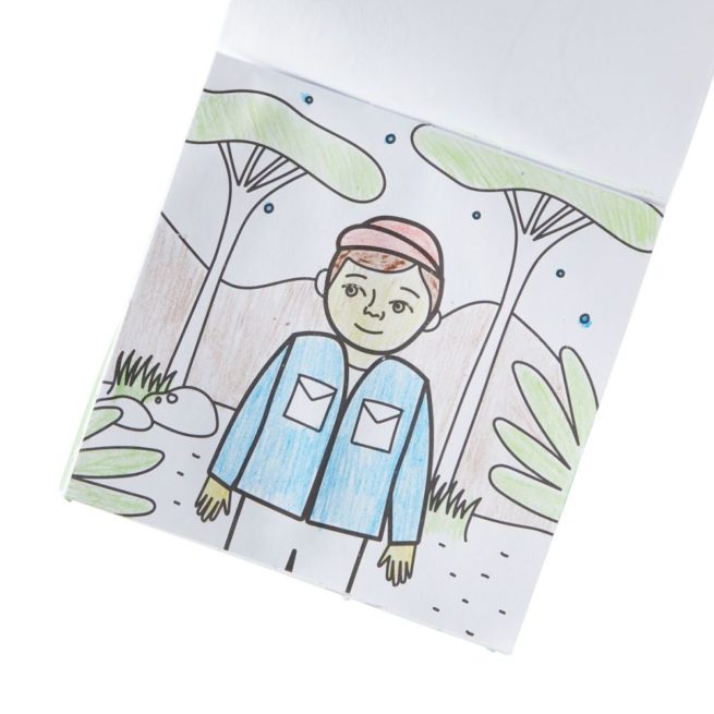 Ooly Carry Along Colouring Book - On Safari - Image 2